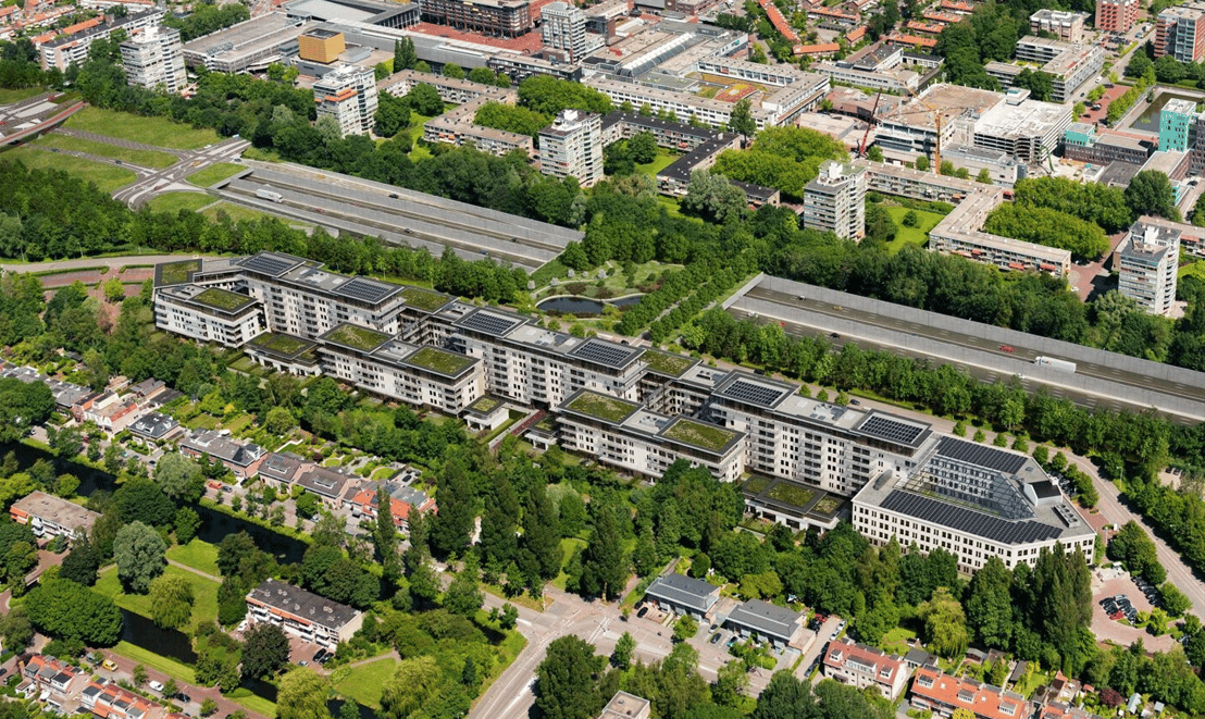 Foto 24 van Burgemeester Rijnderslaan 642