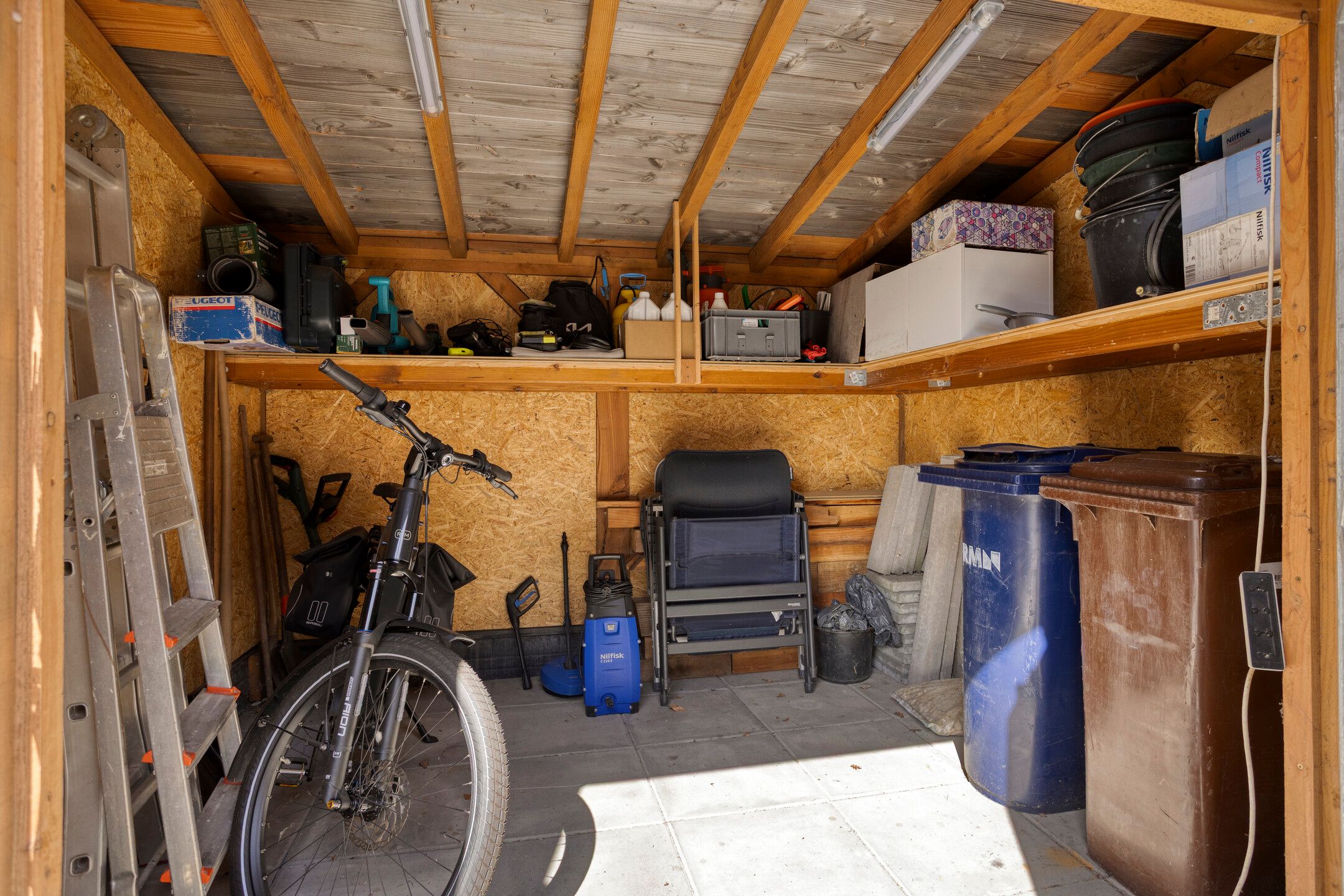 Foto 33 van Antonie van Leeuwenhoeklaan 12