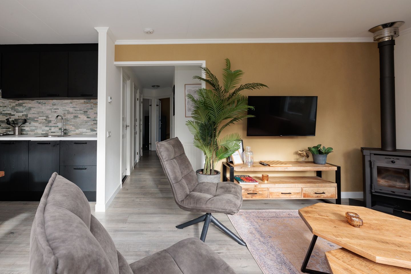 Photo 20 of Witteveen 2-204