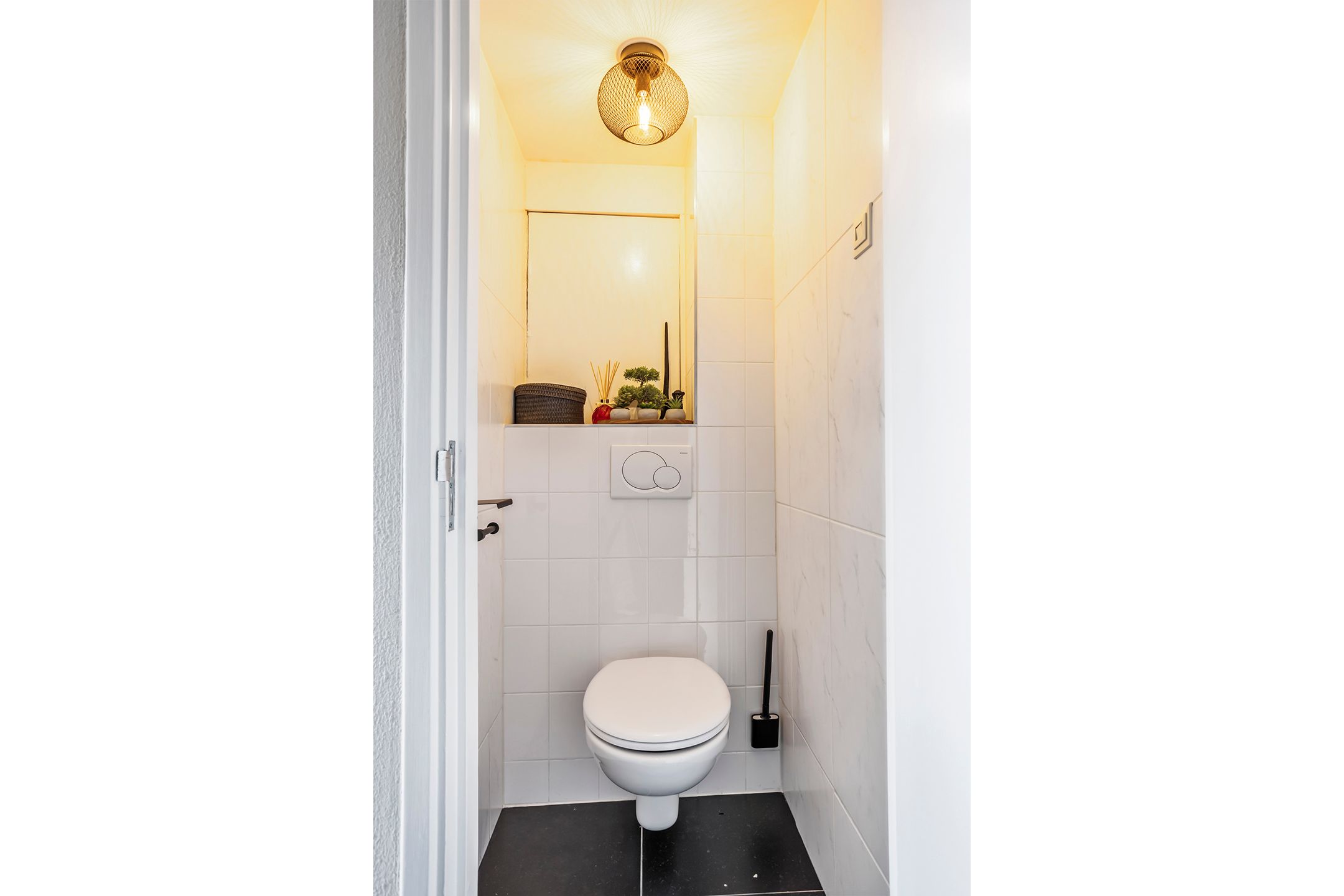 Foto 27 van Burgemeester Caan van Necklaan 586