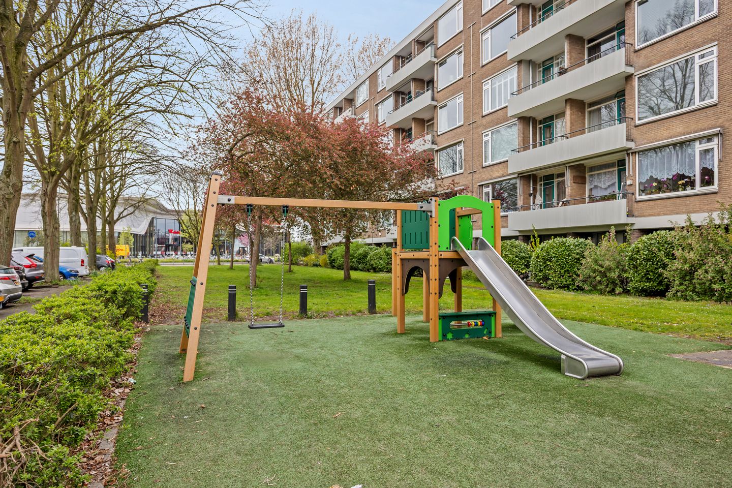 Foto 34 van Burgemeester Caan van Necklaan 586