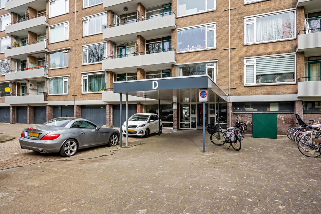 Foto 32 van Burgemeester Caan van Necklaan 586