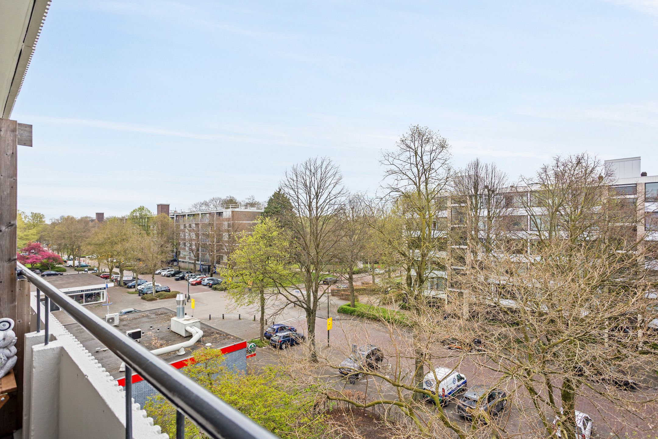 Foto 18 van Burgemeester Caan van Necklaan 586