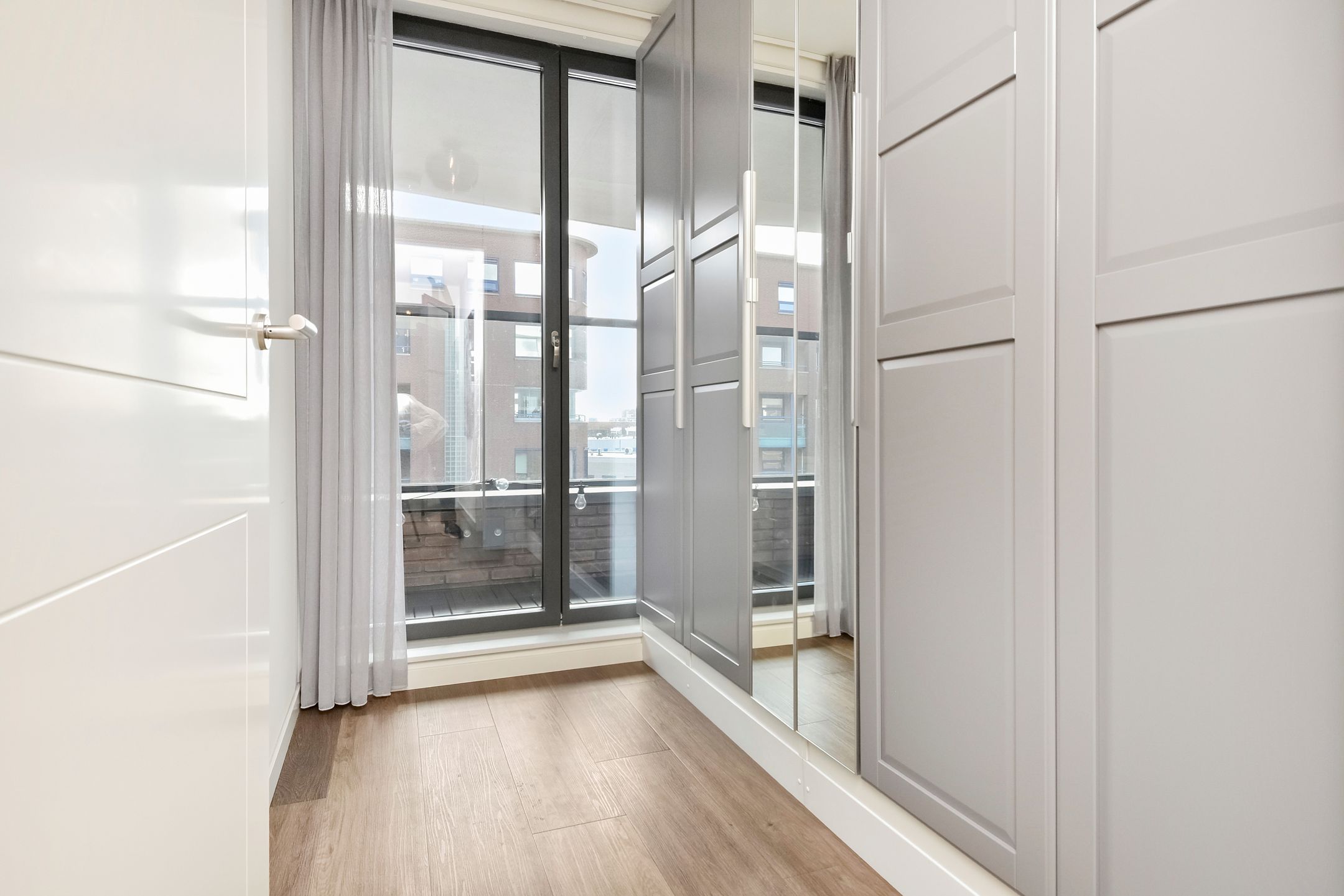 Foto 21 van Treilerdwarsweg 92