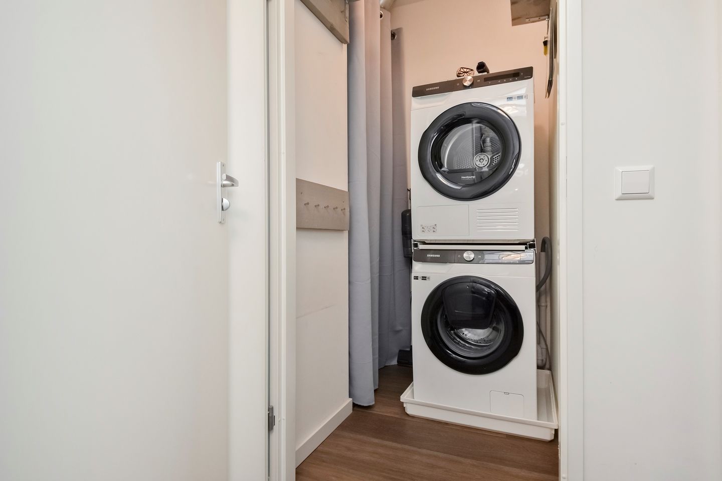 Foto 29 van Treilerdwarsweg 92