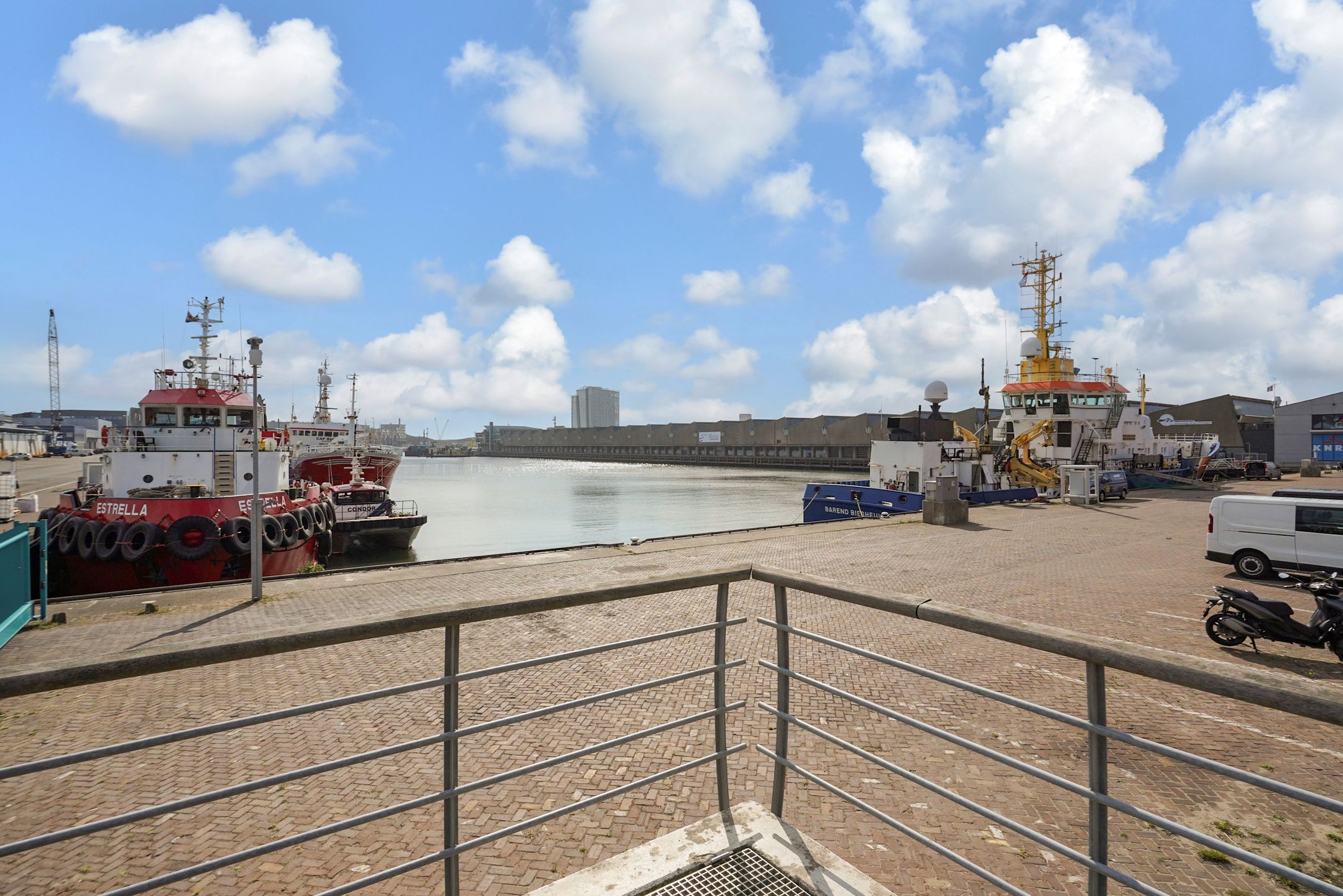 Foto 36 van Treilerdwarsweg 92