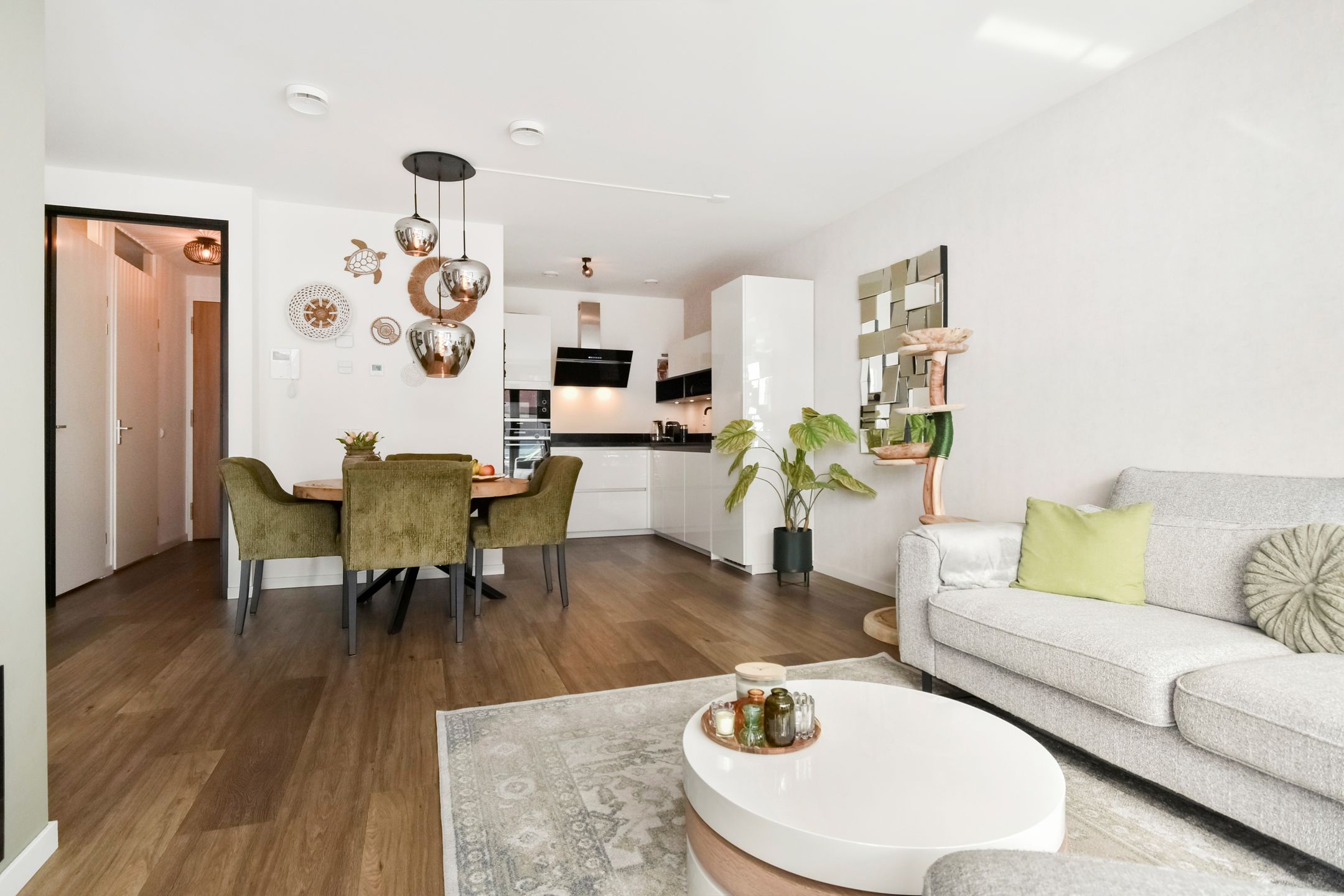 Foto 12 van Treilerdwarsweg 92