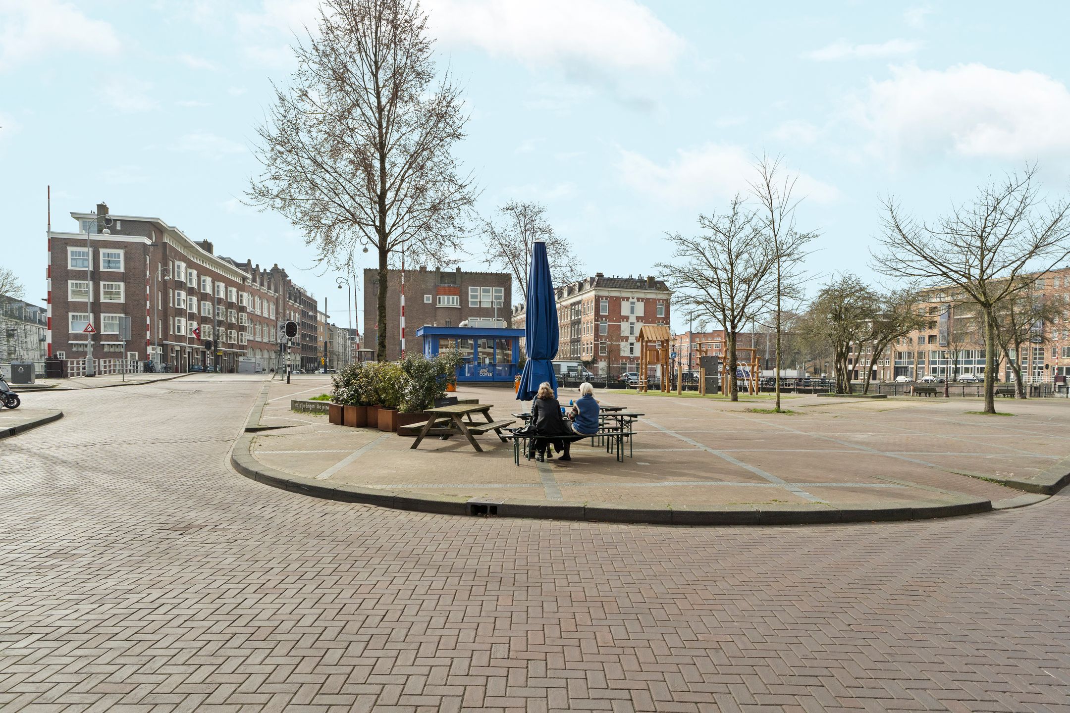 Foto 33 van Zoutkeetsplein 10-2