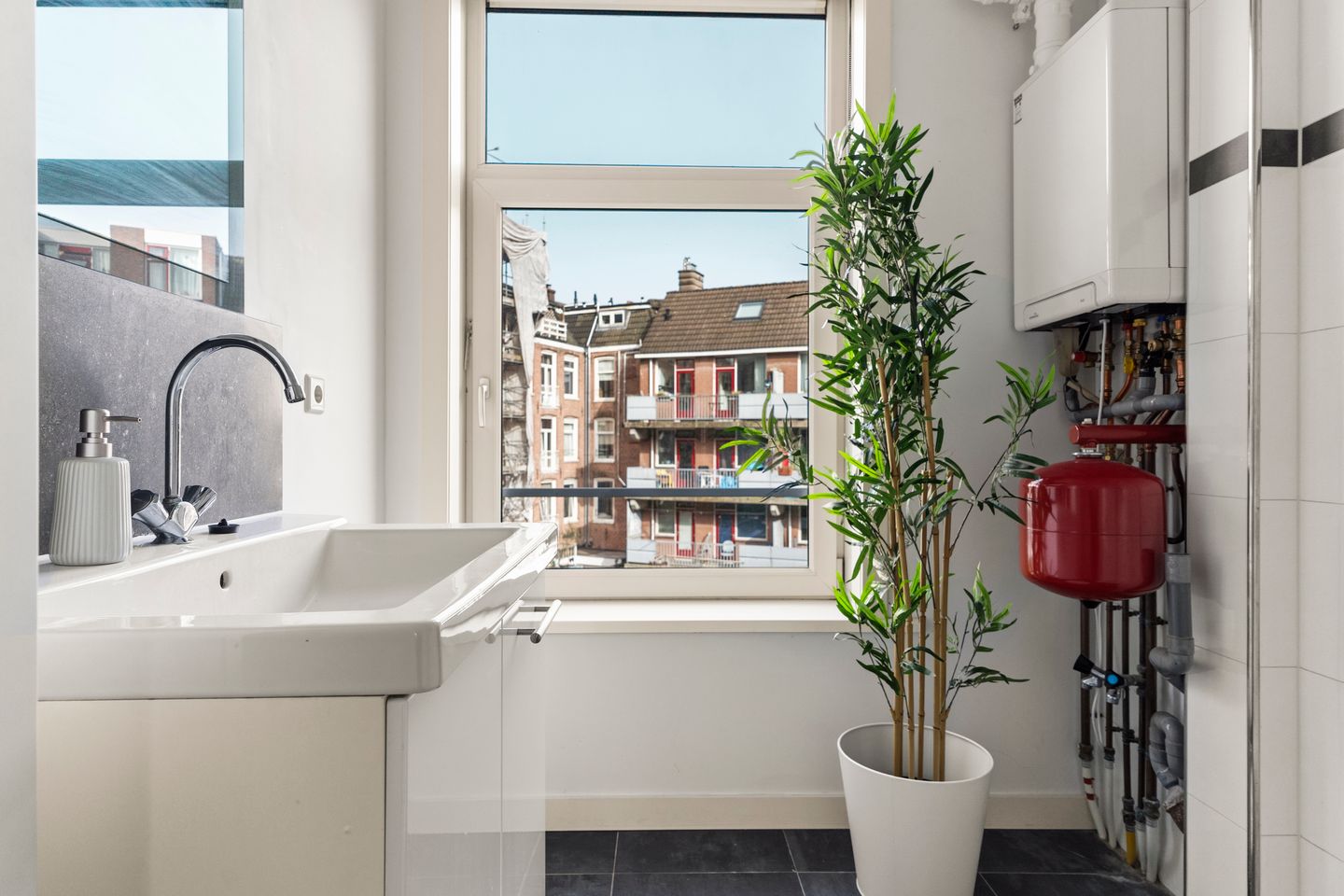 Foto 29 van Zoutkeetsplein 10-2