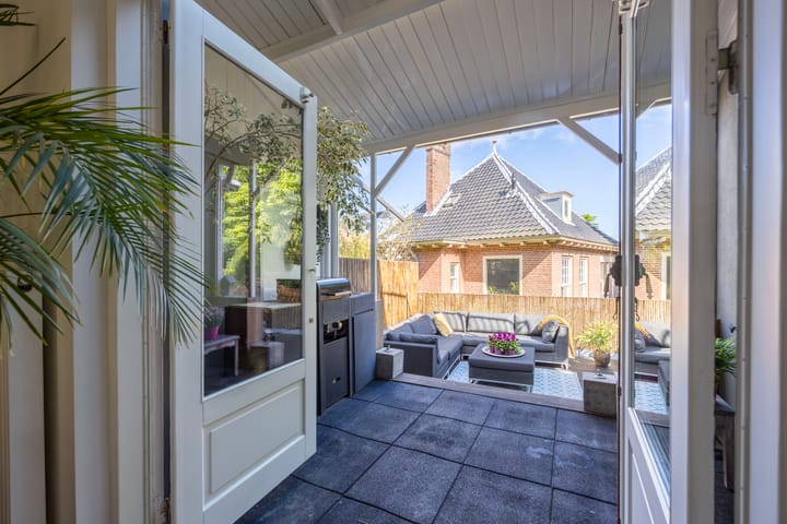 Photo 3 of Bloemendaalseweg 107-A