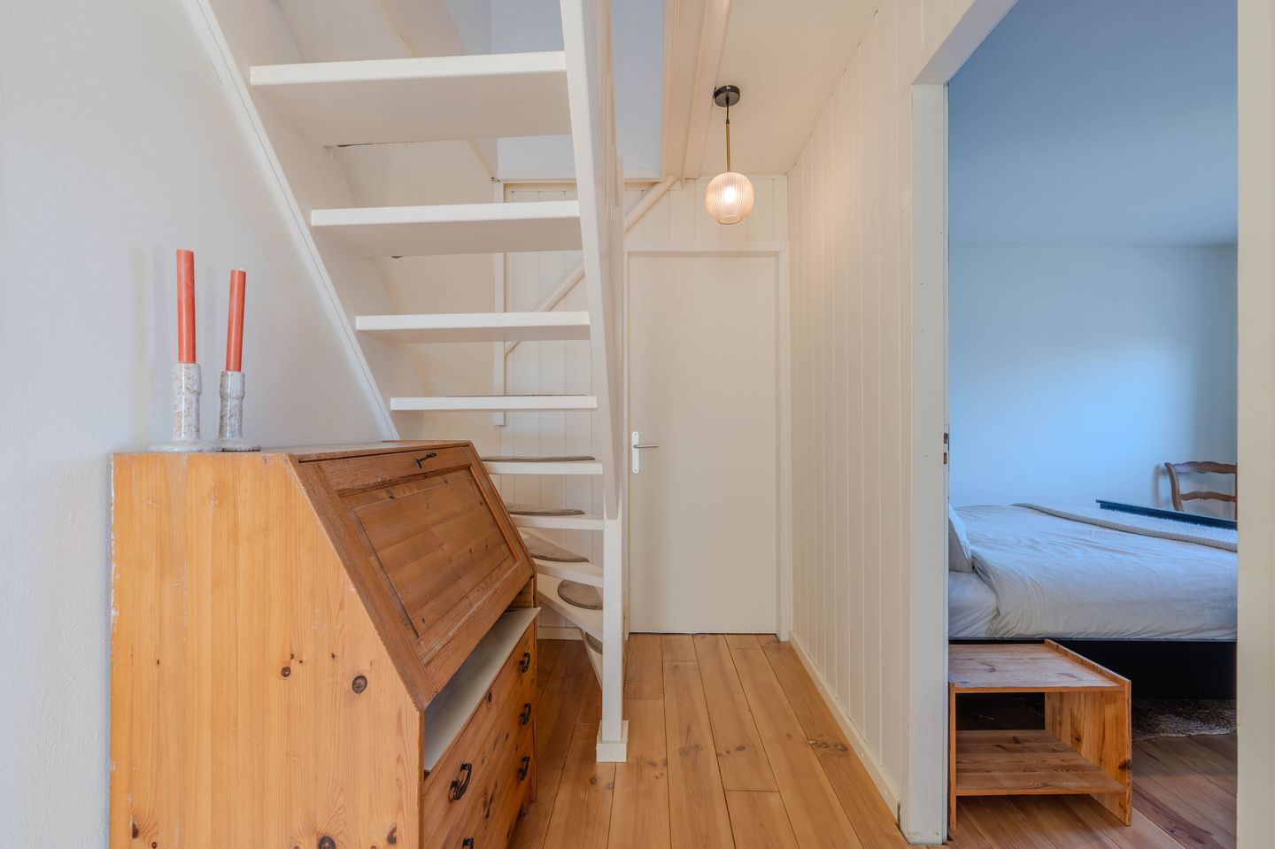 Spacious Semi-Detached Family Home with Garage and Sunny Garden in Quiet Grubbenvorst — 29