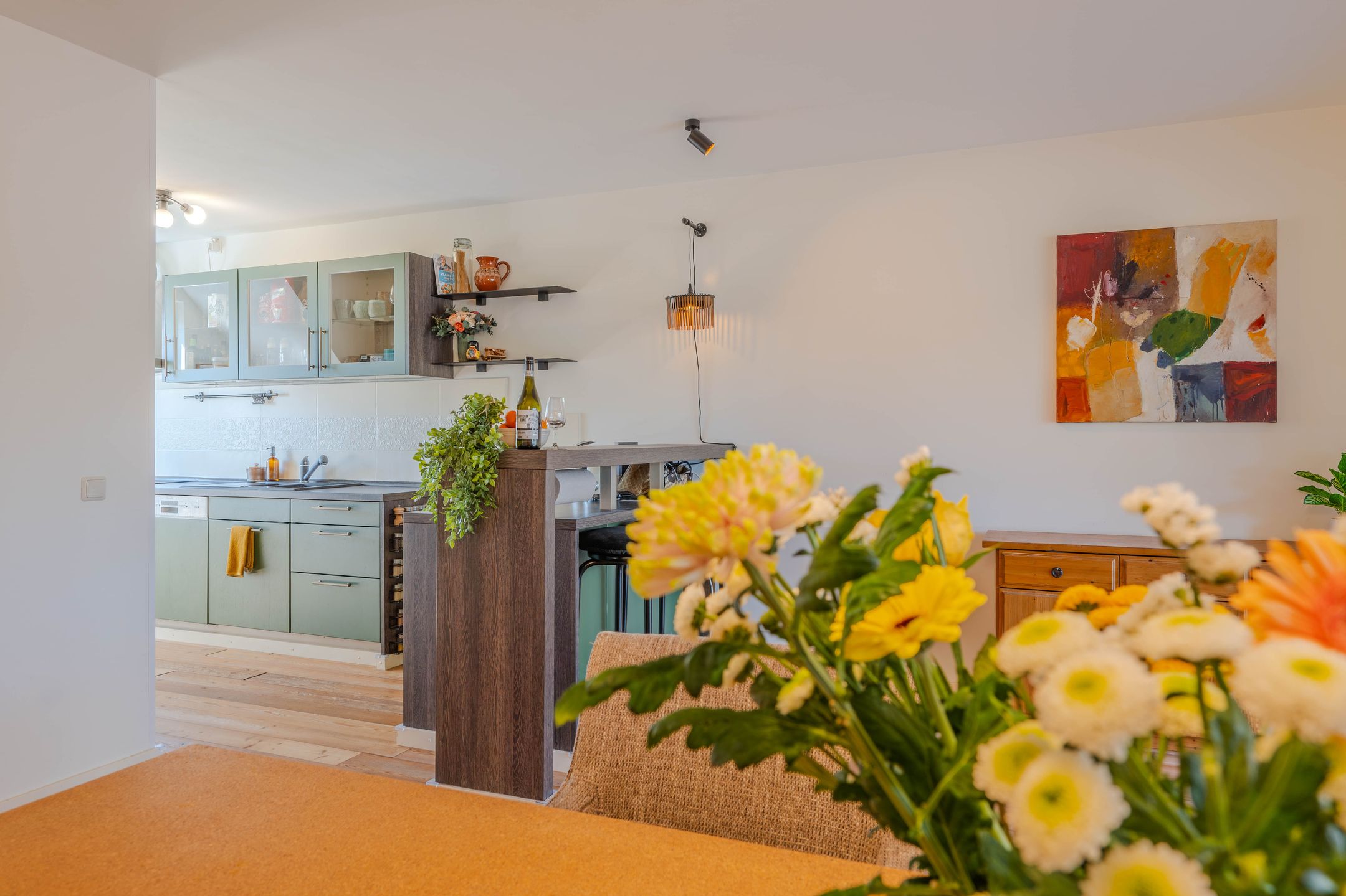 Spacious Semi-Detached Family Home with Garage and Sunny Garden in Quiet Grubbenvorst — 21