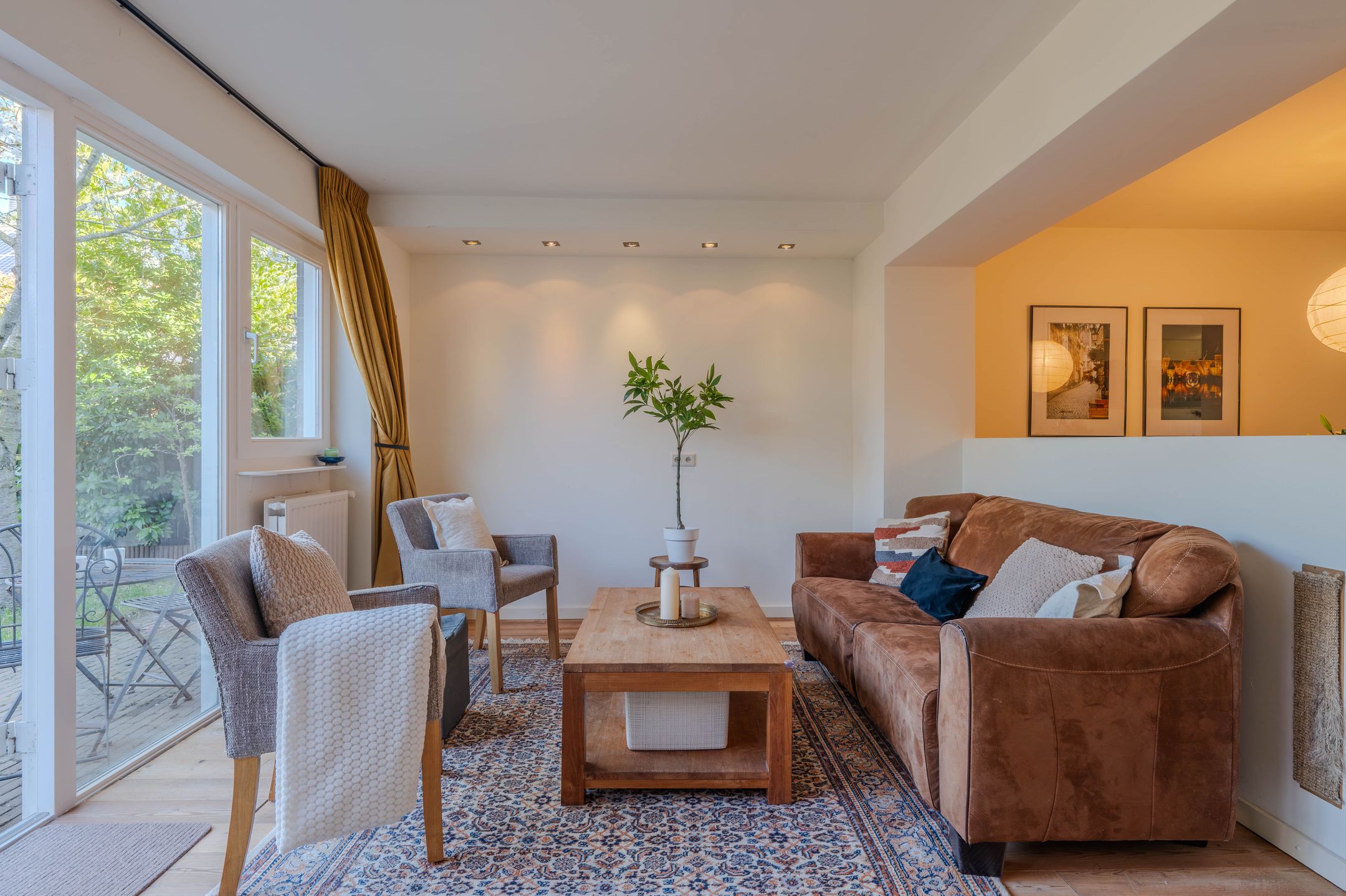 Spacious Semi-Detached Family Home with Garage and Sunny Garden in Quiet Grubbenvorst — 12