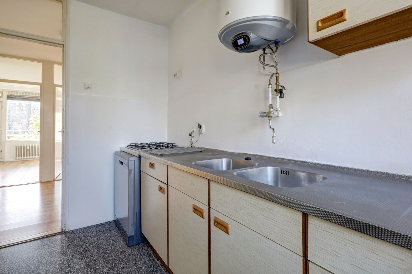 Foto 10 van Van Bassenstraat 162