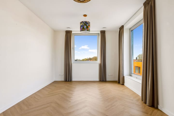 Photo 3 of Bromwissel 49