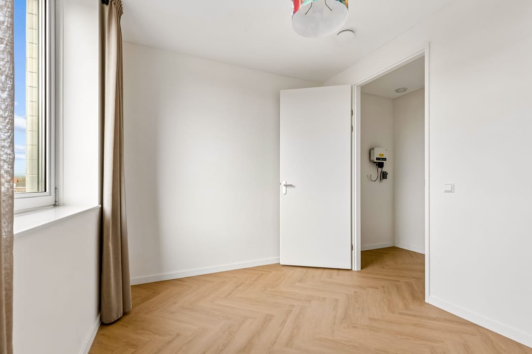 Photo 11 of Bromwissel 49