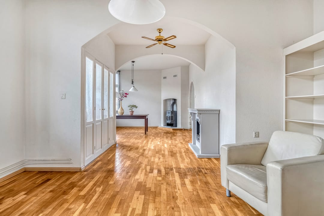 Photo 17 of Valkenburgseweg 42