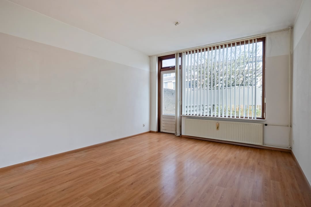 Photo 11 of Madame Curiestraat 73