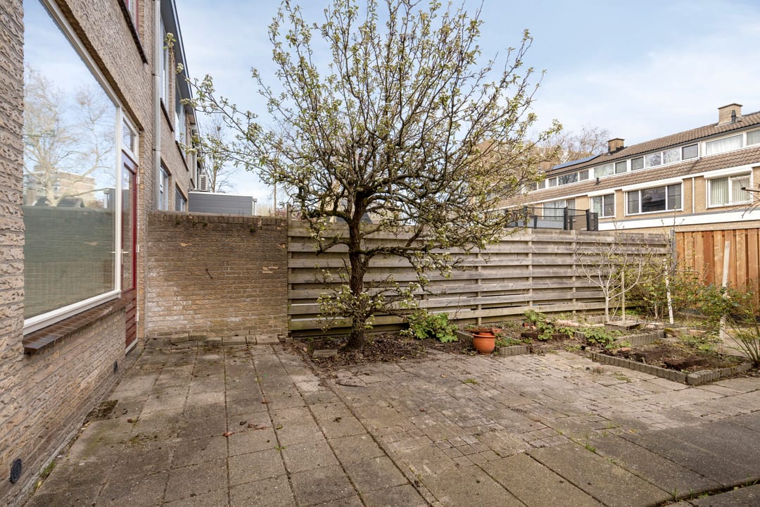 Photo 31 of Madame Curiestraat 73