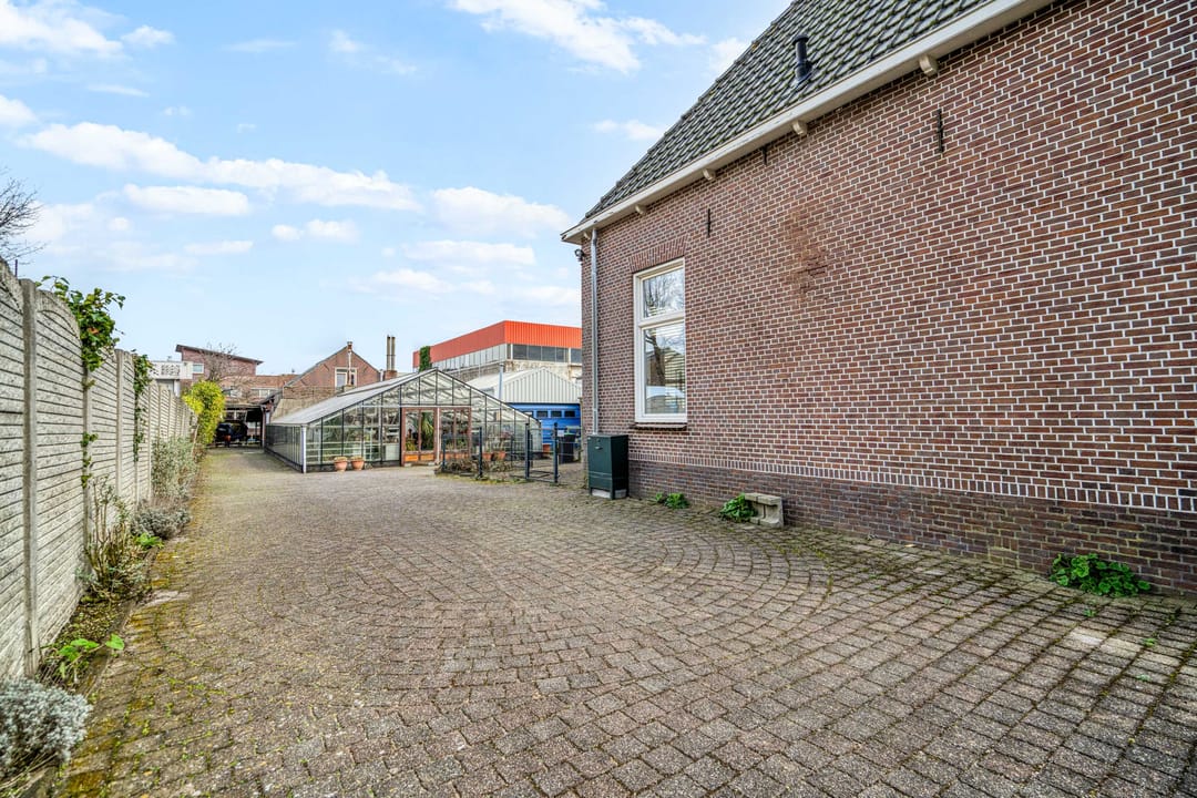 Photo 43 of Valkenburgseweg 42