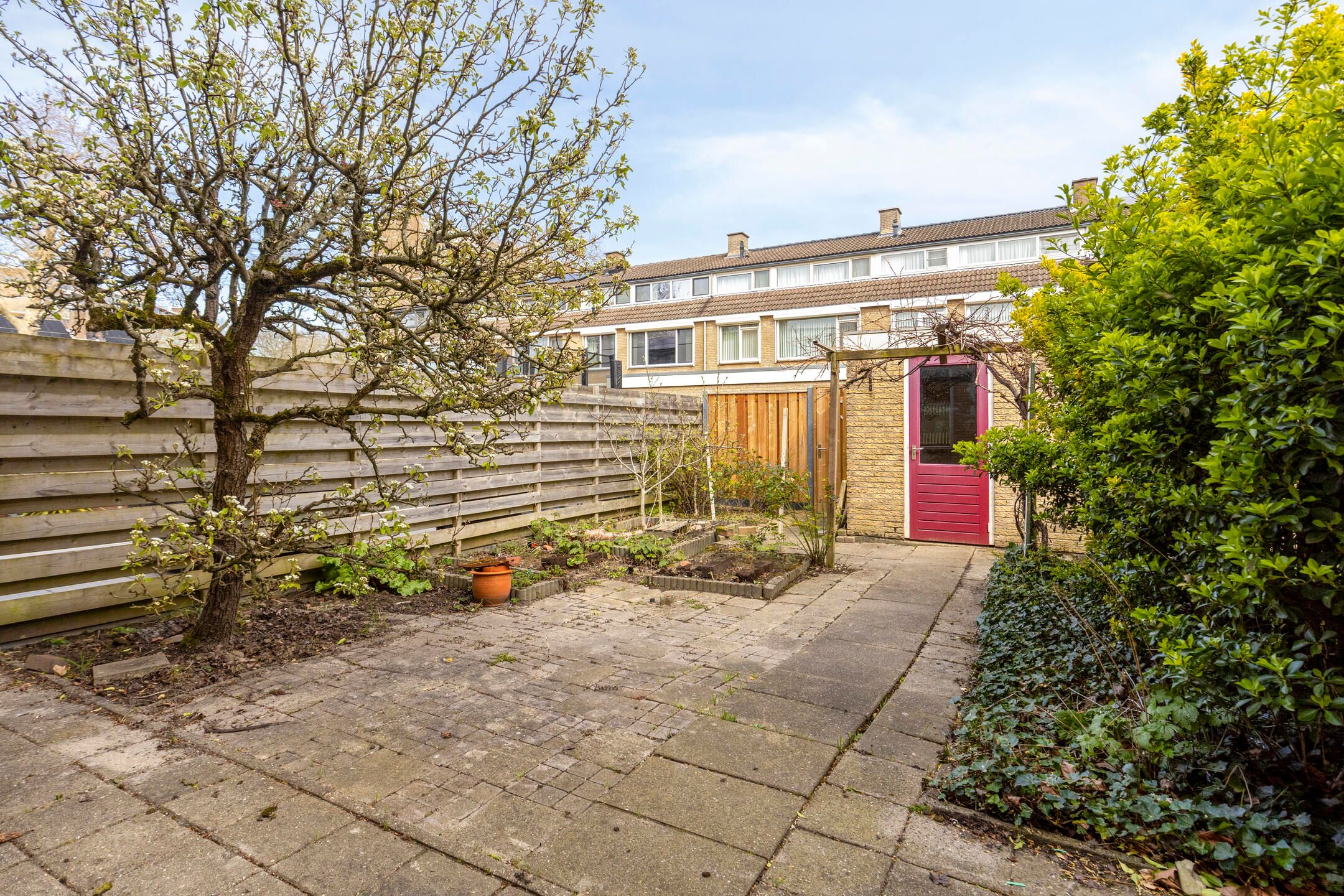 Photo 30 of Madame Curiestraat 73