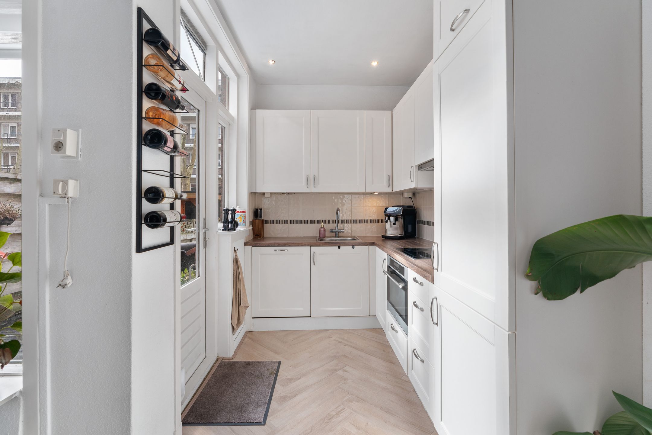 Photo 21 of Surinamesingel 37