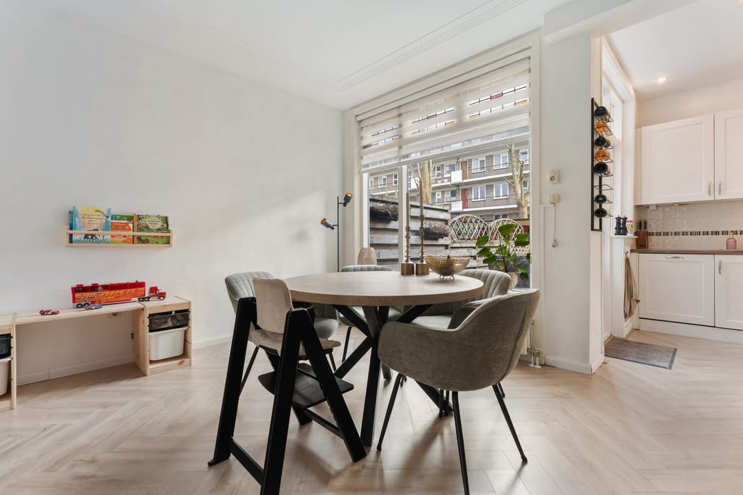 Photo 16 of Surinamesingel 37