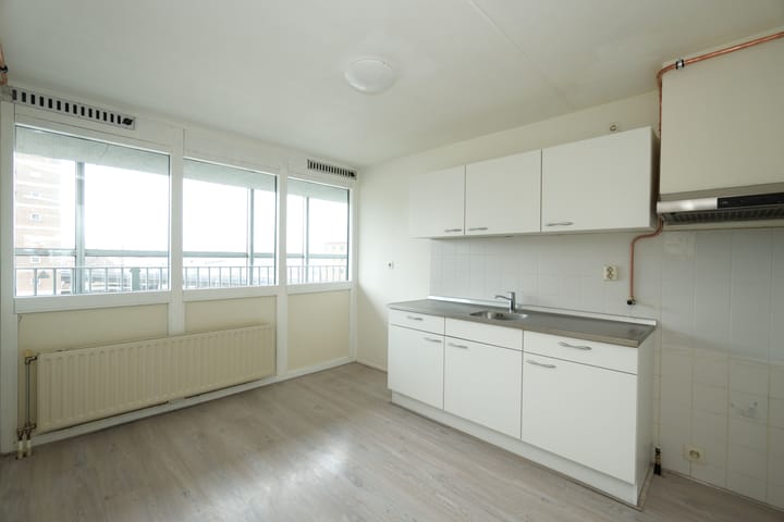 Photo 4 of Zuidplein 208