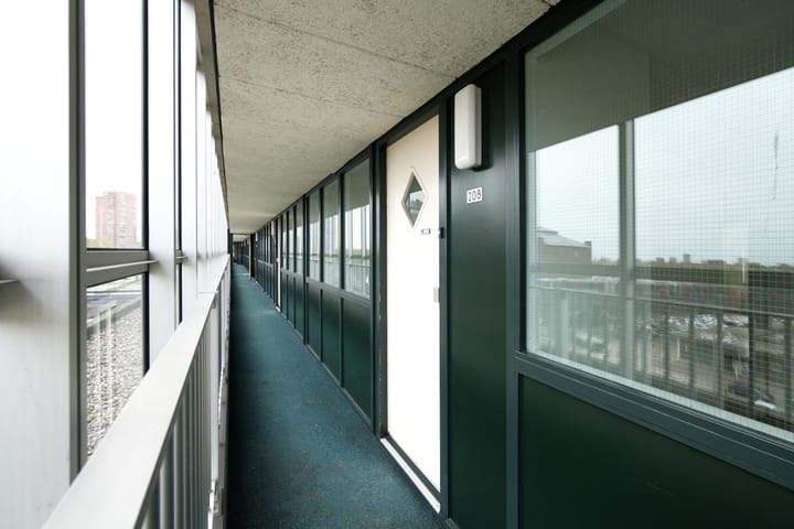 Photo 2 of Zuidplein 208