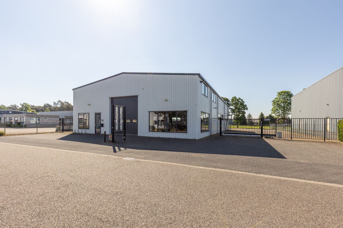 Bekijk foto 4 van Veldweg 39