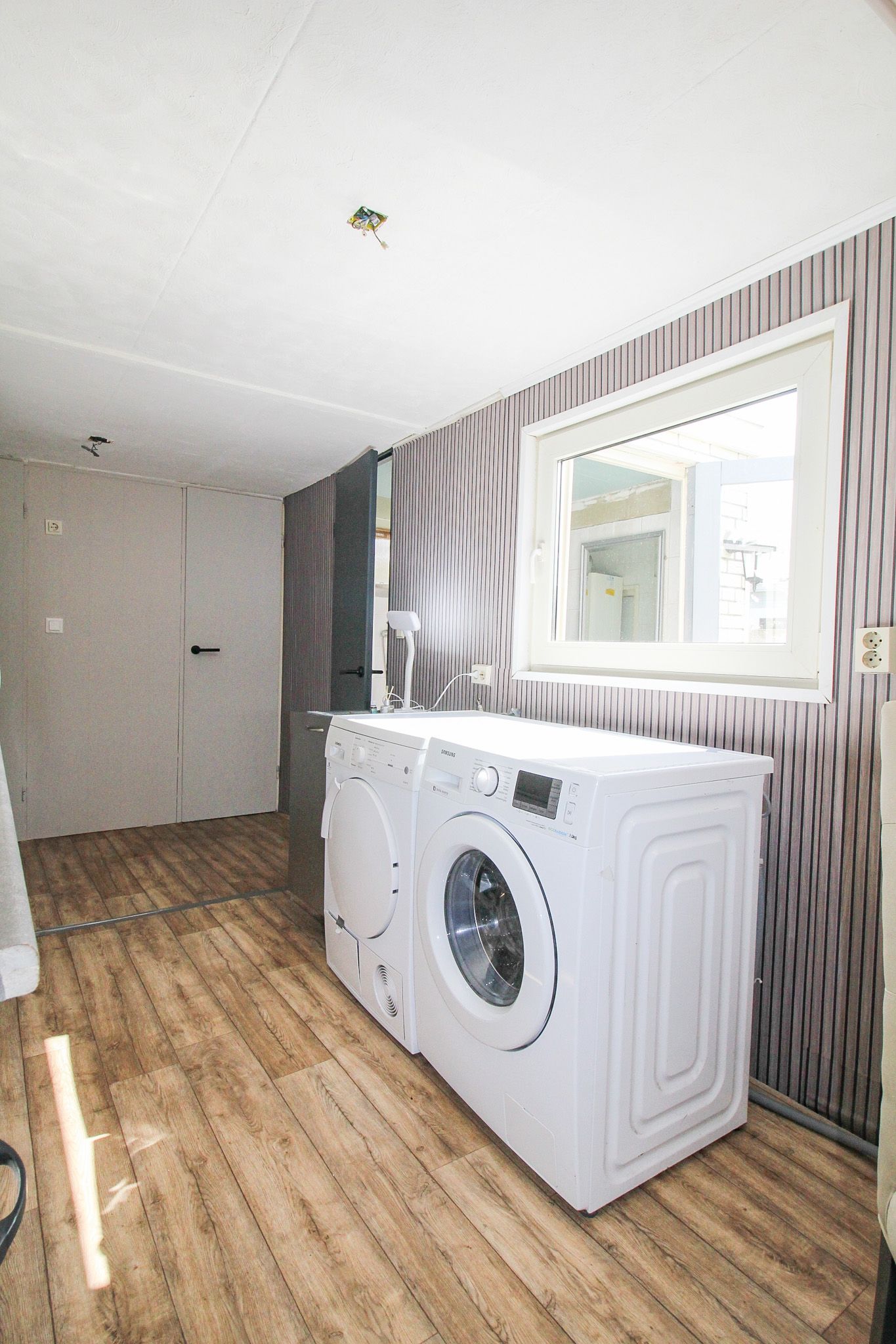 Photo 12 of Apeldoornsestraat 48-43