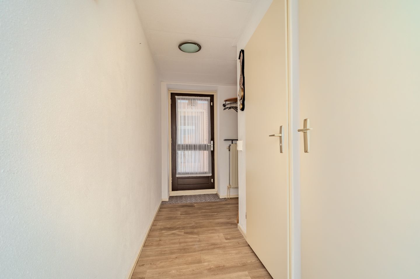 Foto 10 van Burgemeester Bartelsstr 2-B