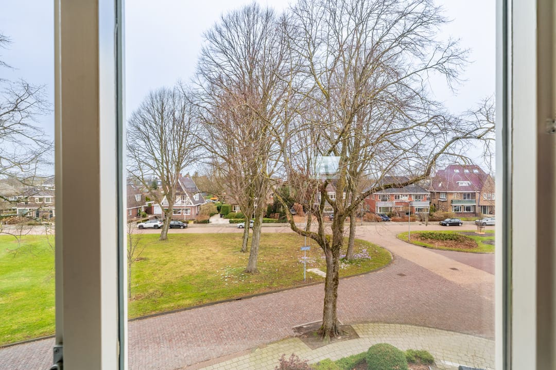 Foto 17 van Burgemeester Bartelsstr 2-B