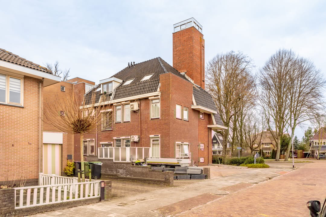 Foto 37 van Burgemeester Bartelsstr 2-B