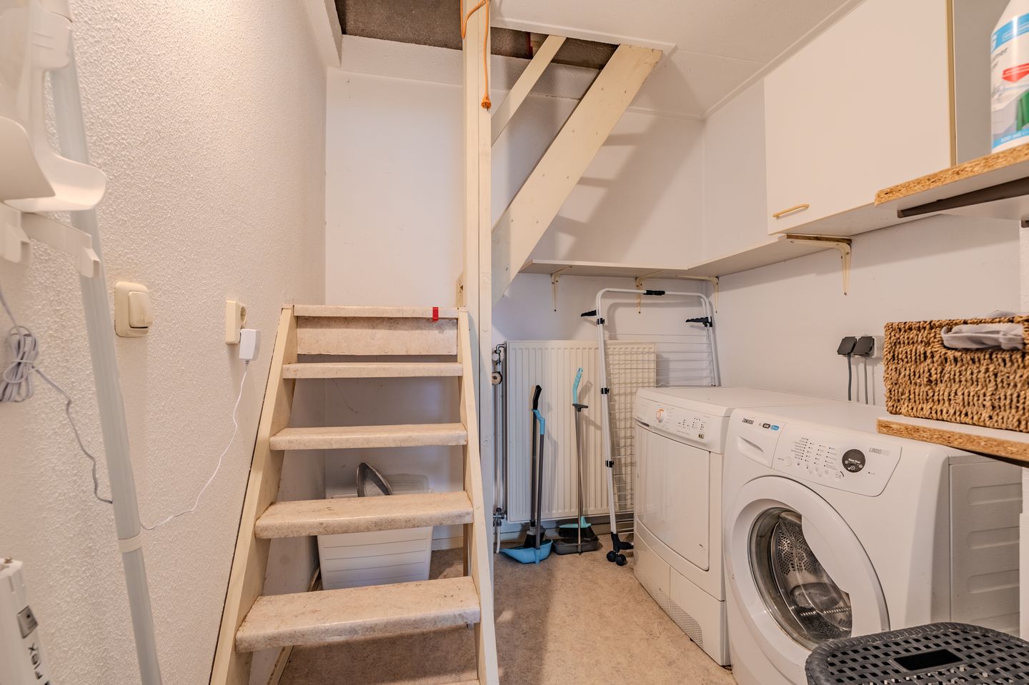 Foto 29 van Burgemeester Bartelsstr 2-B