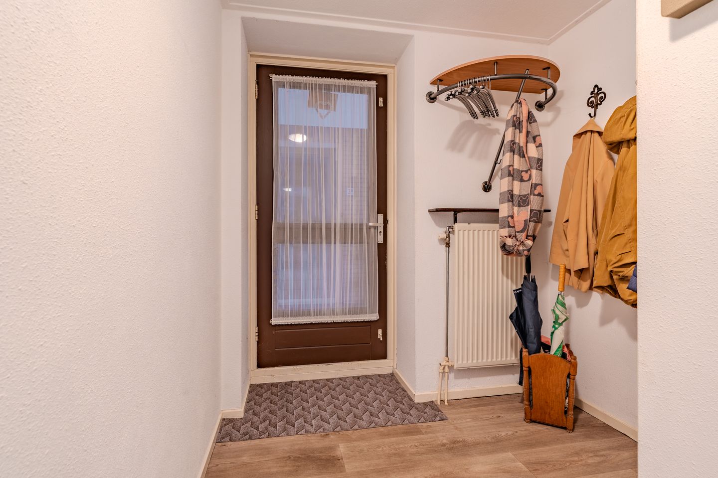 Foto 34 van Burgemeester Bartelsstr 2-B