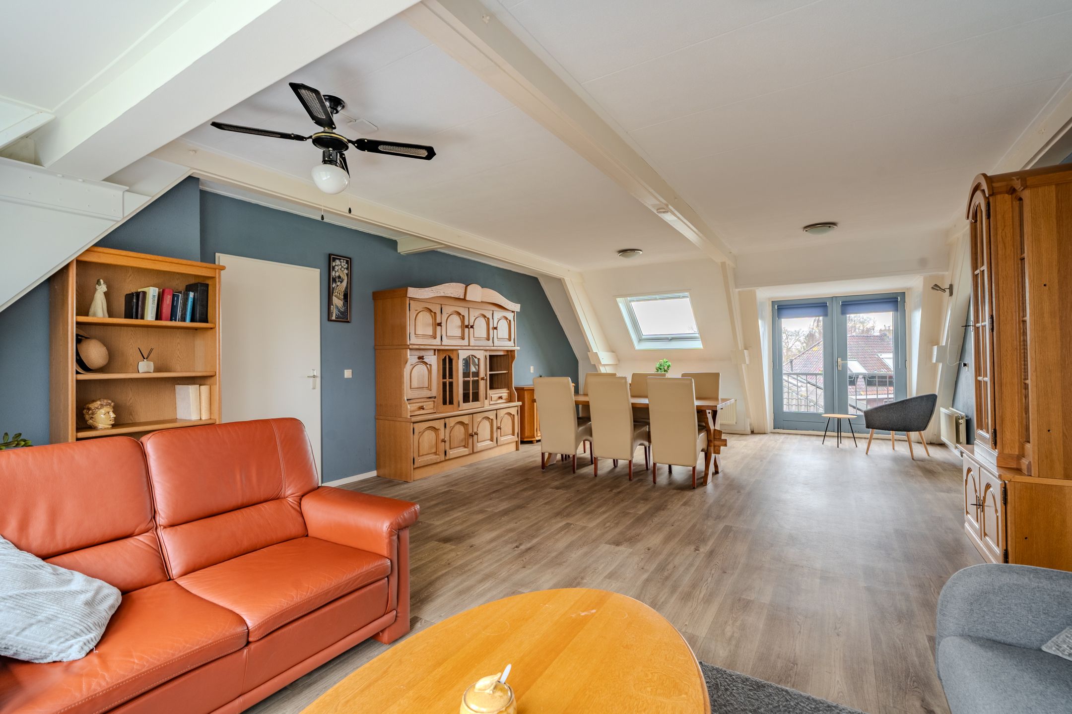 Foto 18 van Burgemeester Bartelsstr 2-B