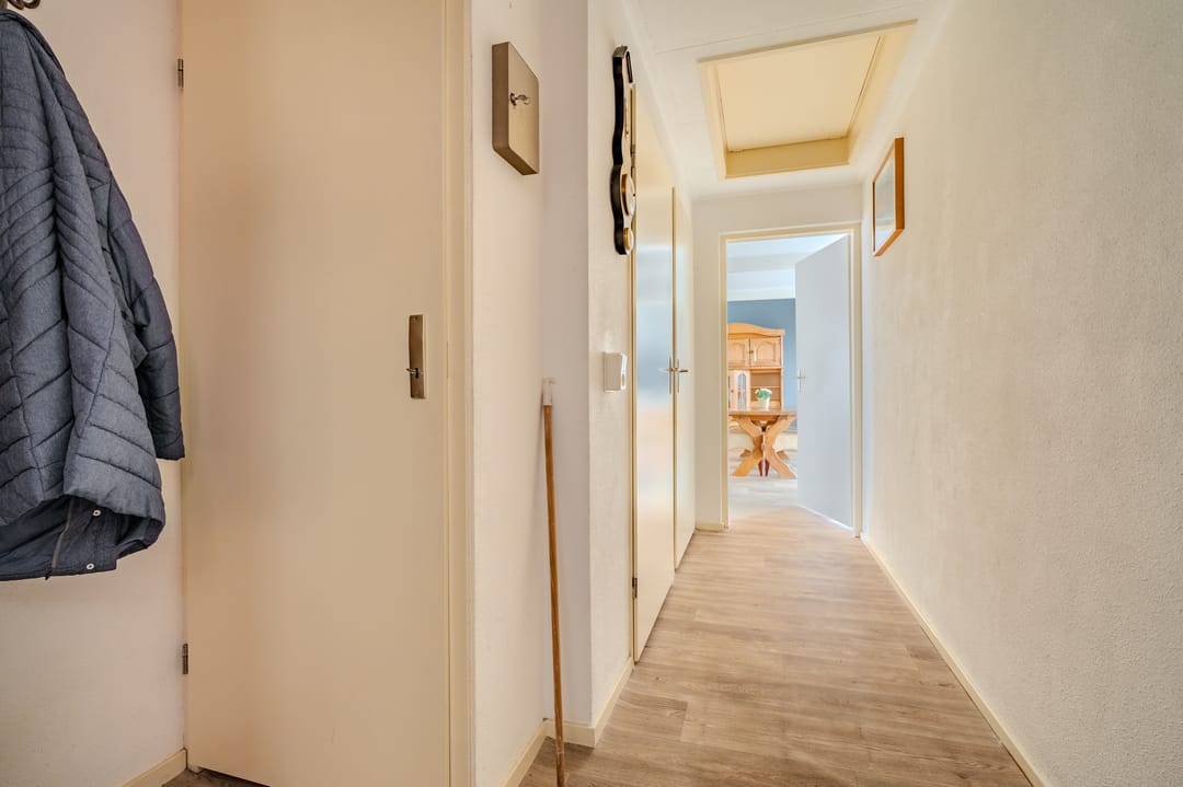 Foto 11 van Burgemeester Bartelsstr 2-B