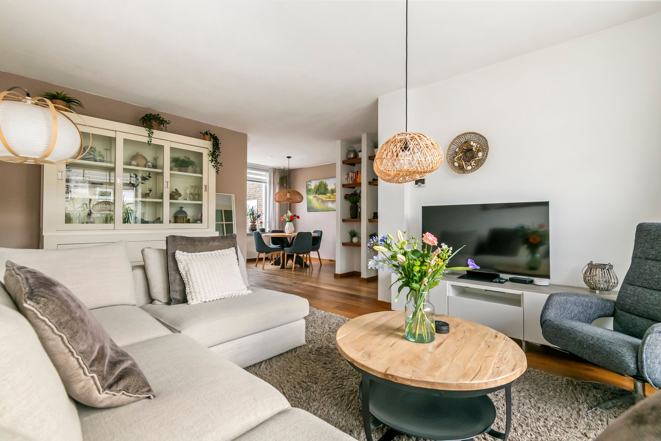 Foto 6 van Larikslaan 6