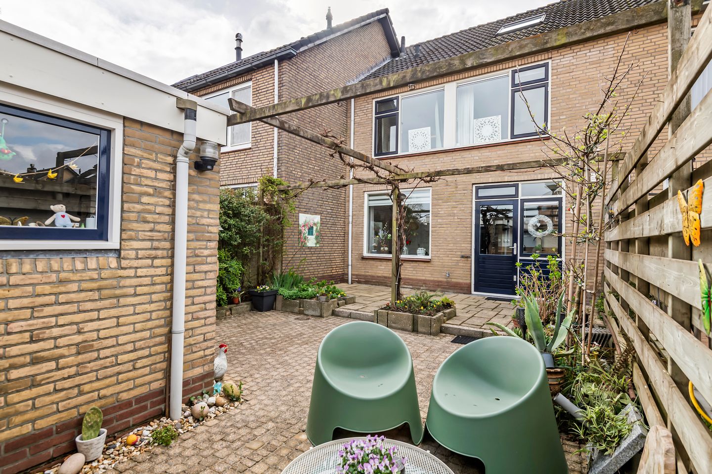 Foto 14 van Larikslaan 6