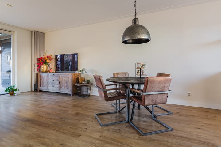Photo 3 of van Weerden Poelmanstraat 65