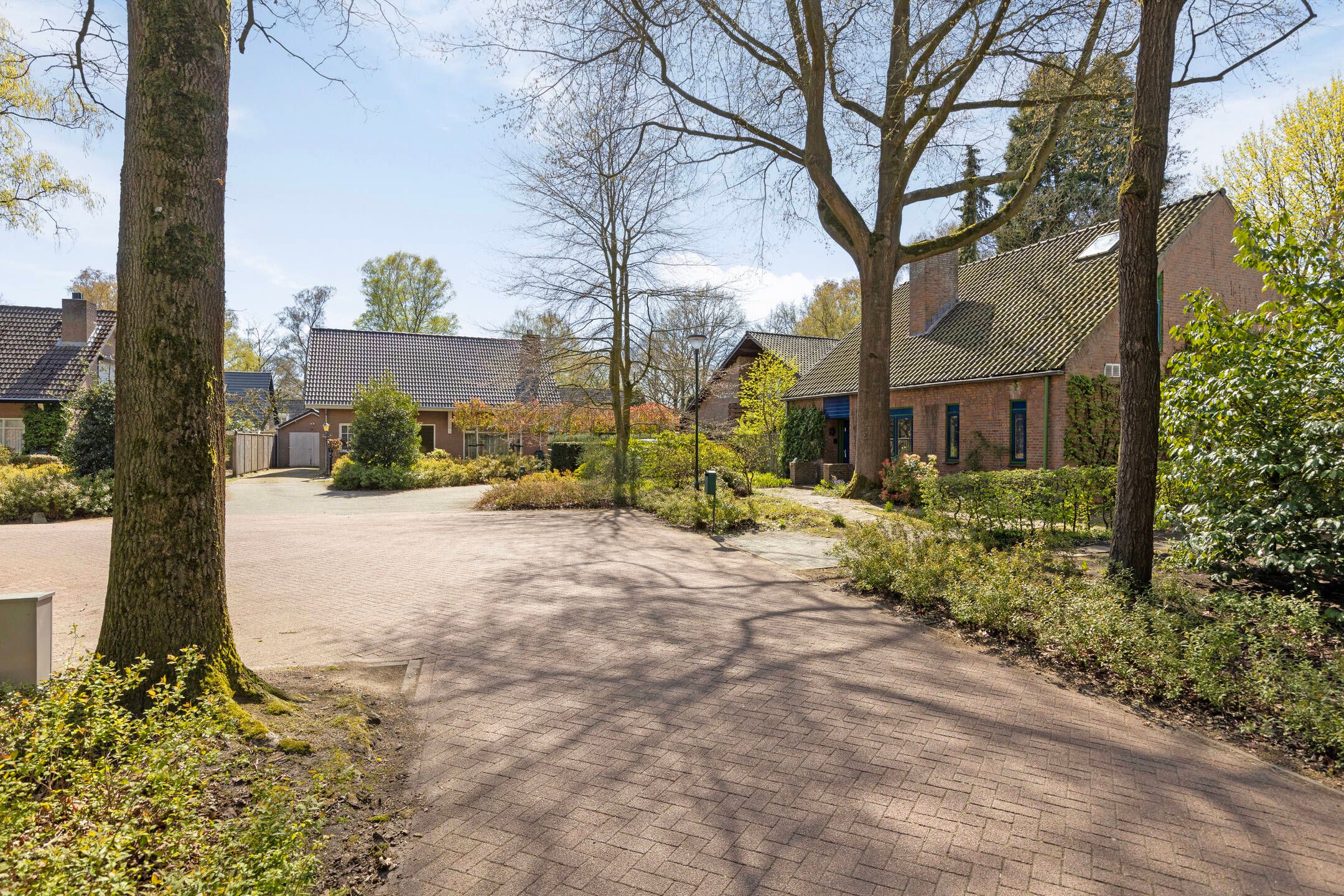 Detached villa with garage in green villa district near Geldrop — 51