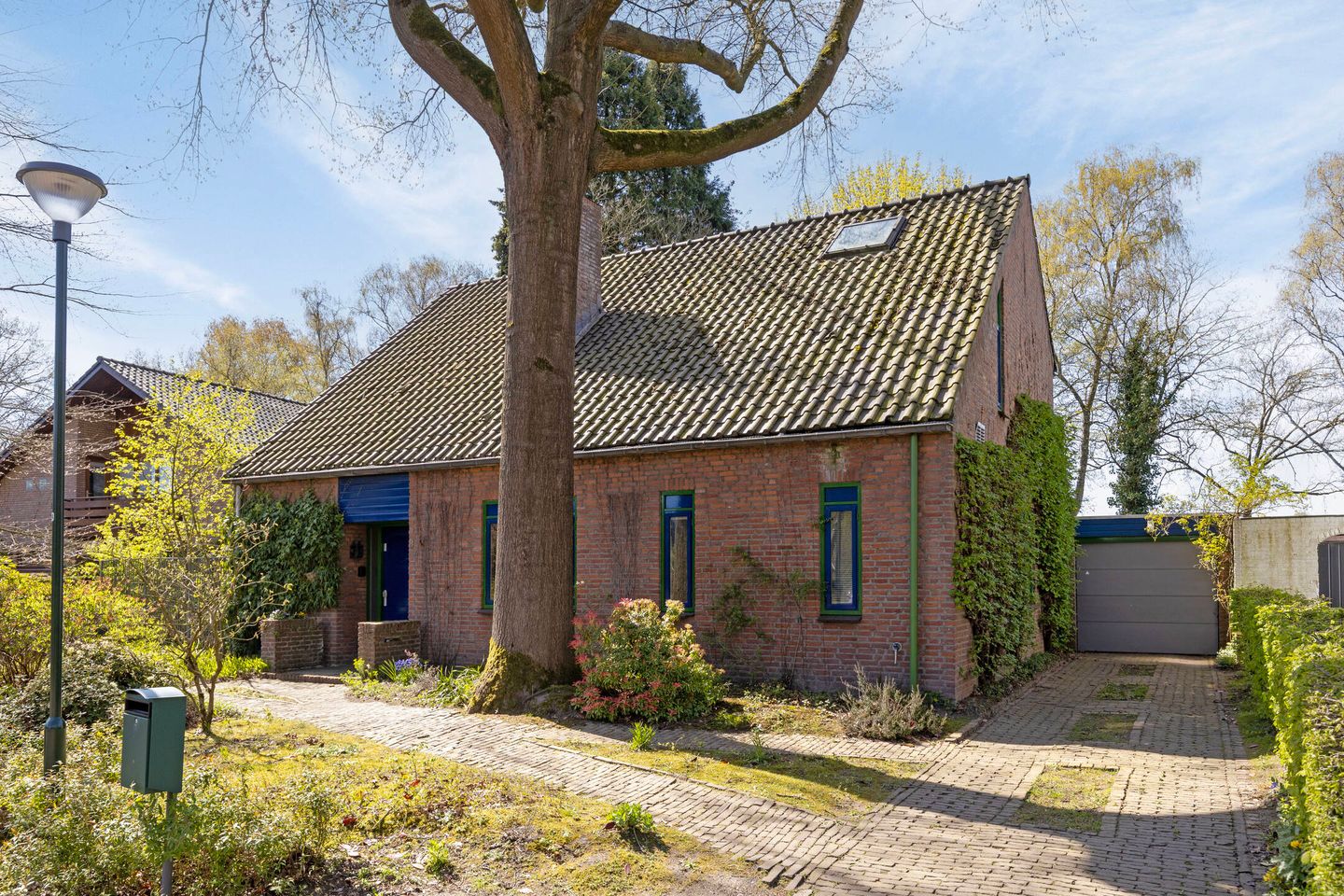 Detached villa with garage in green villa district near Geldrop — 49