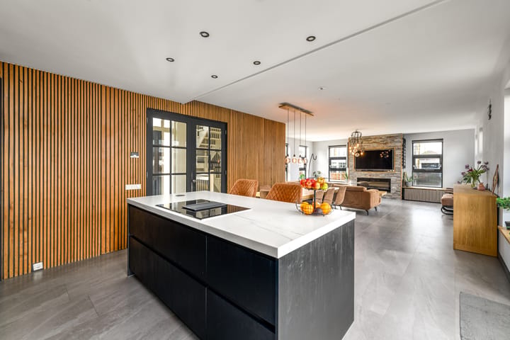 Vrijstaande woning te koop: Willem Lodewijklaan 9, Heerenveen