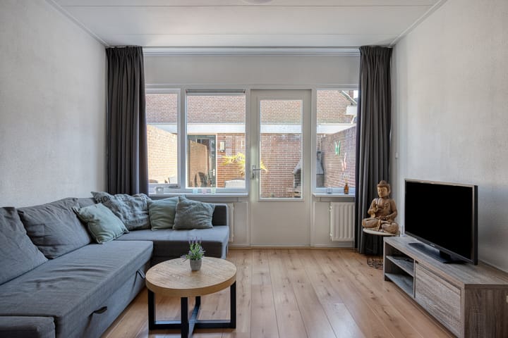 Foto 2 van Weverskat 4