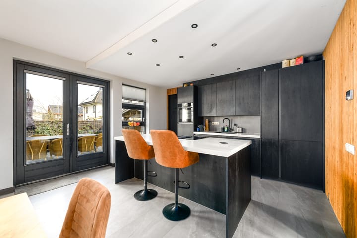 Vrijstaande woning te koop: Willem Lodewijklaan 9, Heerenveen