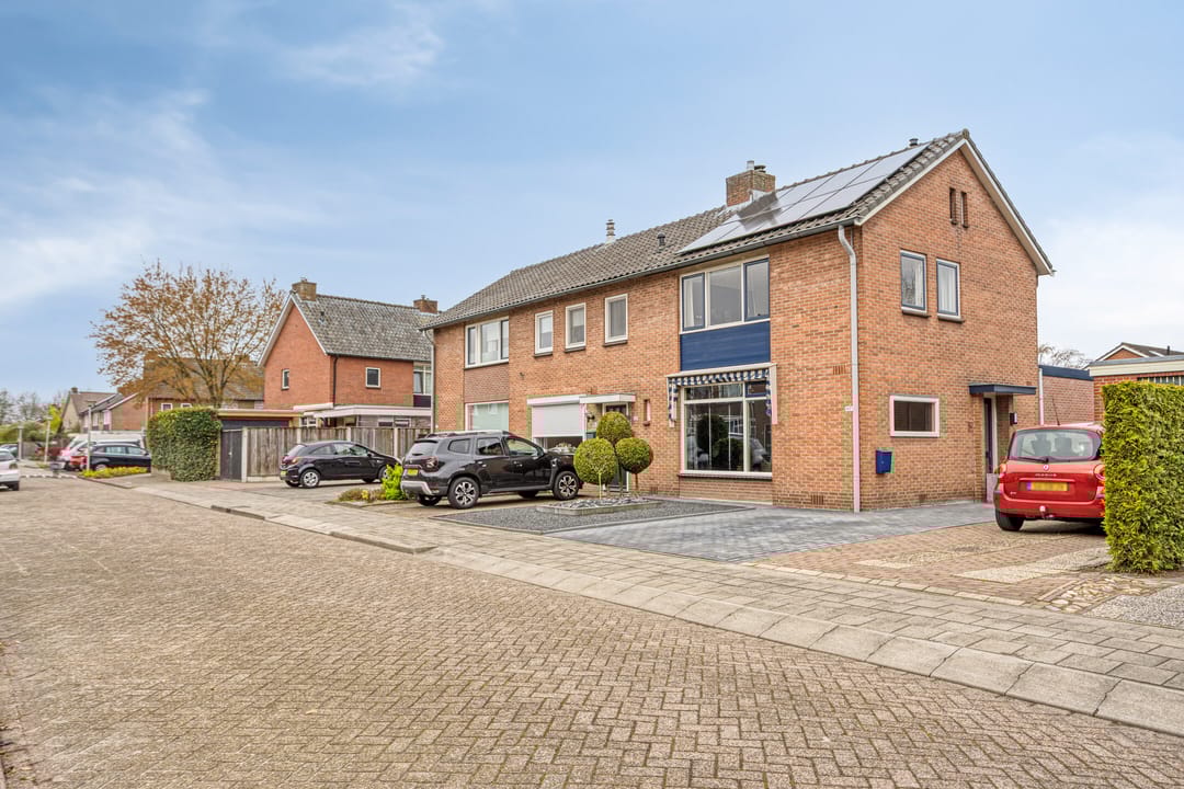 Foto 32 van Merelstraat 117