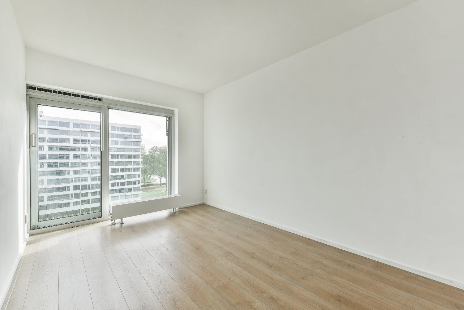 Photo 9 of Jan van Zutphenstraat 821