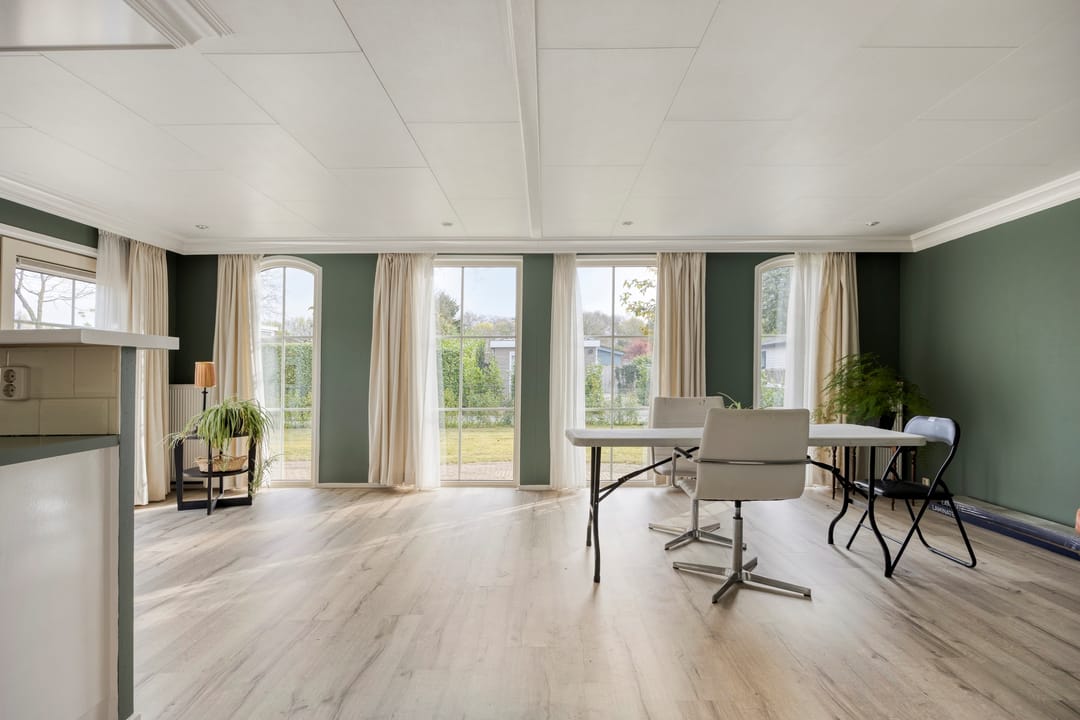 Photo 13 of Apeldoornsestraat 48-128