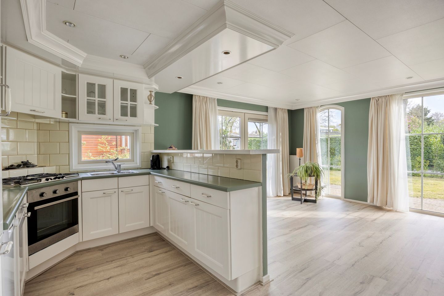 Photo 20 of Apeldoornsestraat 48-128